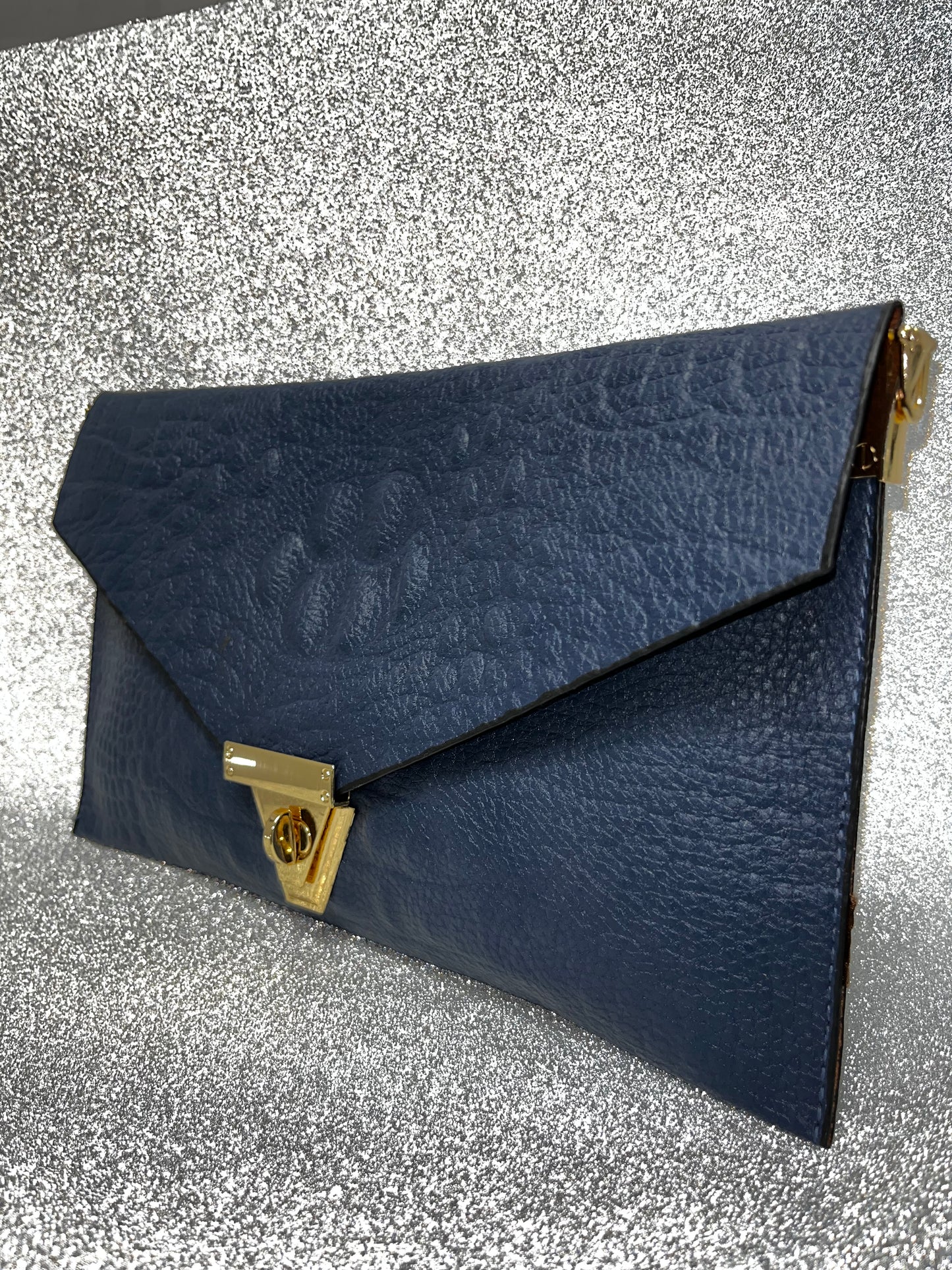 Variety of Handbags/Purses